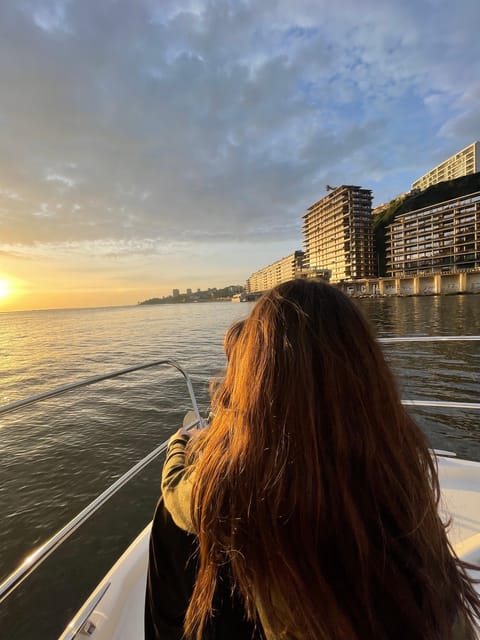 Six bridges yacht cruise on the Douro River in Porto - Key Points  