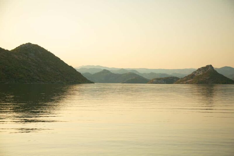 Skadar Lake: Individual Kayaking, hidden canals and swimming - Itinerary Breakdown