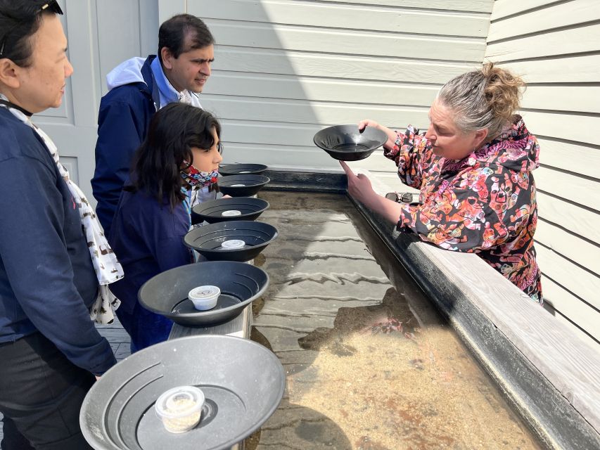 Skagway: Gold Panning Experience - Location and Accessibility