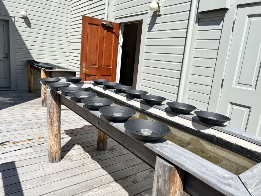Skagway: Gold Panning Experience - Booking and Cancellation Policy