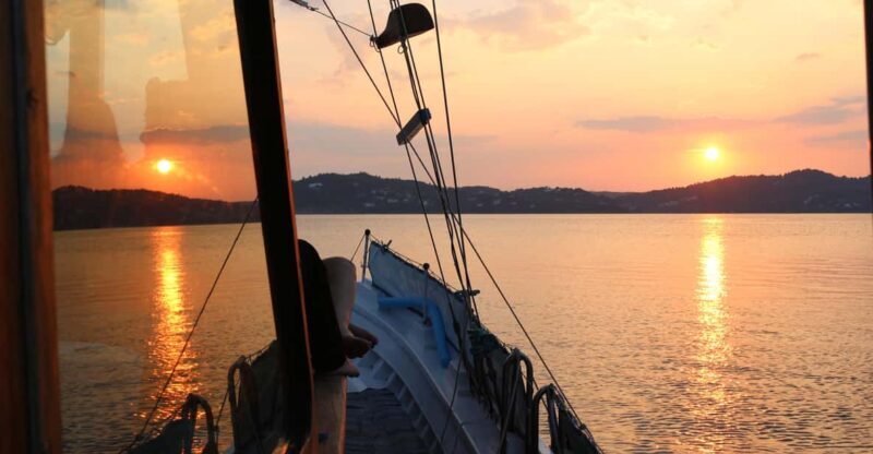 Skiathos: Boat Cruise with Dinner & Sunset Viewing - What the Reviews Say
