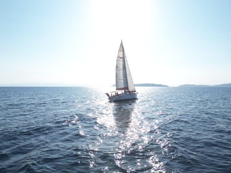 Skiathos: Sailing daytrip with Lunch - Key Points