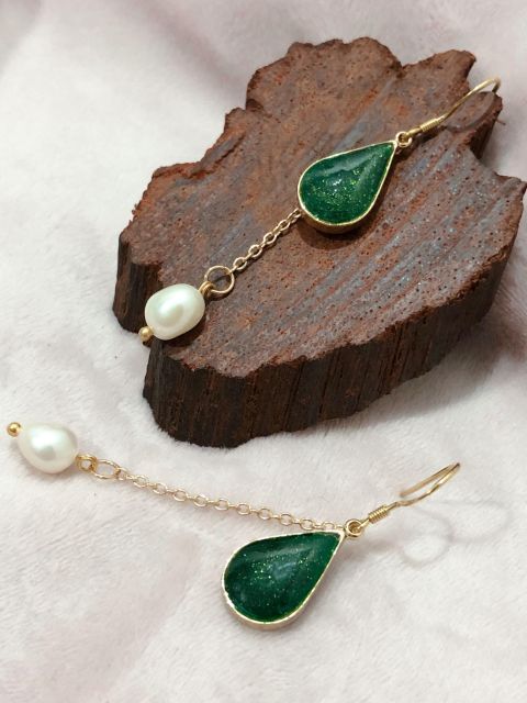 Skin Jewelry :Small Group Handmade Earrings Course - How to Reserve Your Spot
