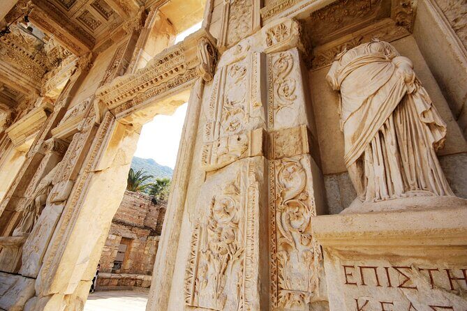 SKIP-THE-LINE: BEST OF EPHESUS PRIVATE TOUR with Lunch & ENTRY - Stop 4: House of the Virgin Mary