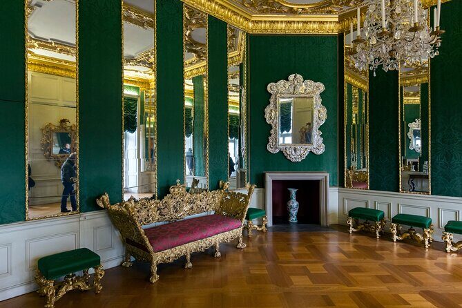 Skip-the-line Charlottenburg Palace Private Tour & Transfers - Authentic Experiences and Authentic Value