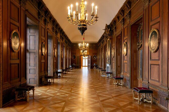Skip-the-line Charlottenburg Palace Private Tour & Transfers - Who Is This Tour Best For?
