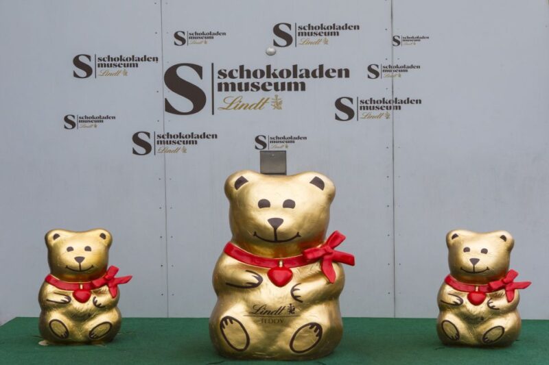 Skip-the-Line Chocolate Museum & Old Town Guided Tour - Important Information