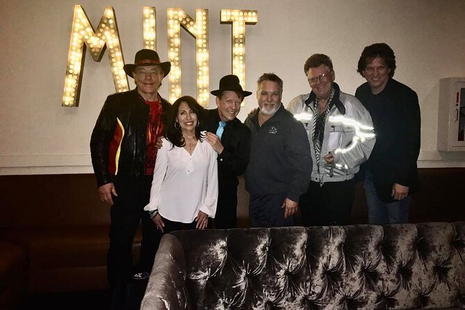 Skip the Line: Dimmares Martinis and Magic® Ticket - Admission and Accessibility Details