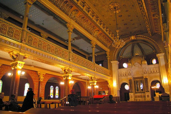 Skip-the-line Galicia Jewish Museum Private Tour in Krakow - Guide Expertise