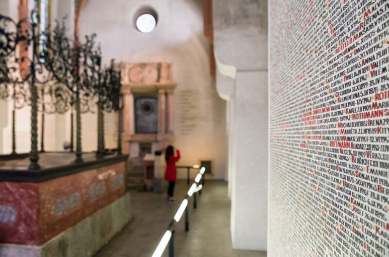 Skip-the-line Jewish Museum and Synagogues Private Tour - Detailed Experience