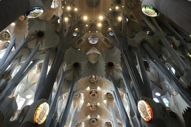 Skip The Line : La Sagrada Familia Guided Tour - Key Points