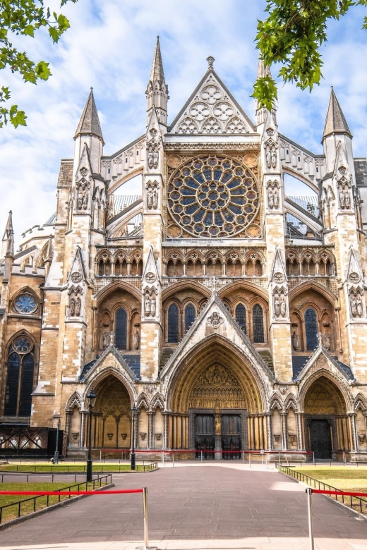 Skip-the-Line London Westminster Abbey Guided Tour in German - Tour Features