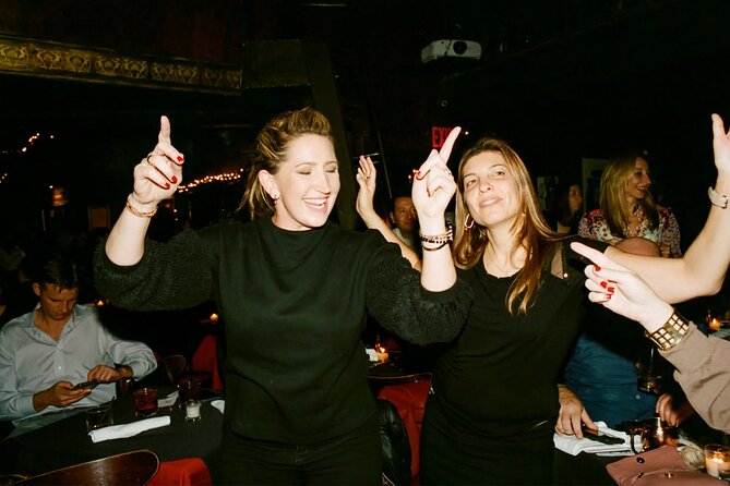 Skip the Line: Shake, Rattle and Roll Dueling Pianos Show Ticket - Food and Beverage Options