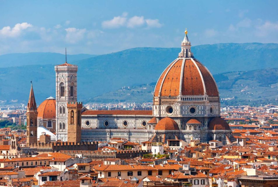 Skip-the-line Uffizi Gallery, Old Town & Duomo Private Tour - Group Size and Guide