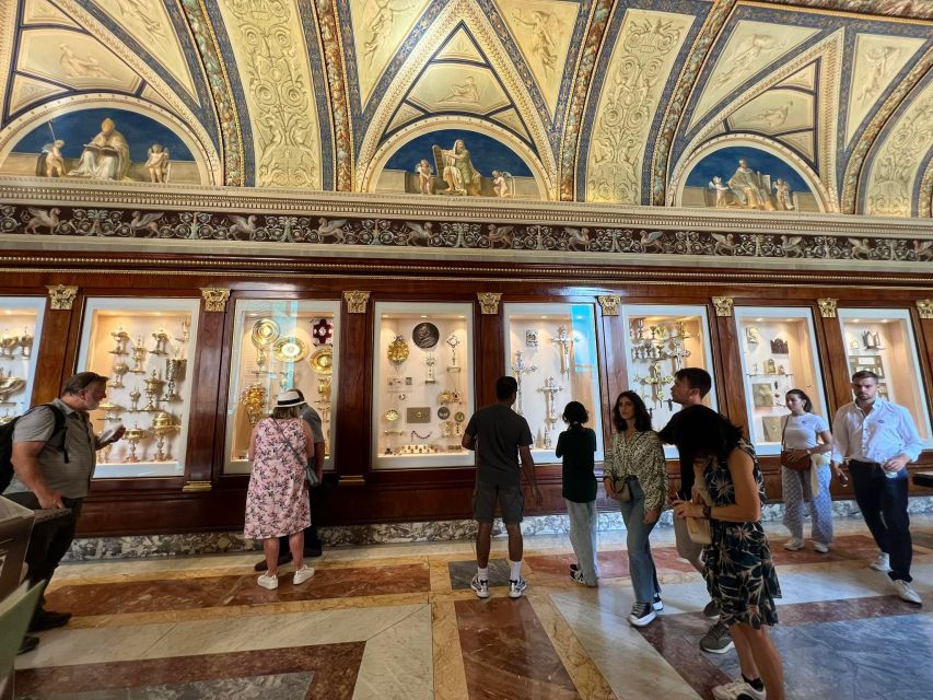 Skip-The-Line Vatican Museum, Sistine Chapel & Basilica Tour - Audio Guide