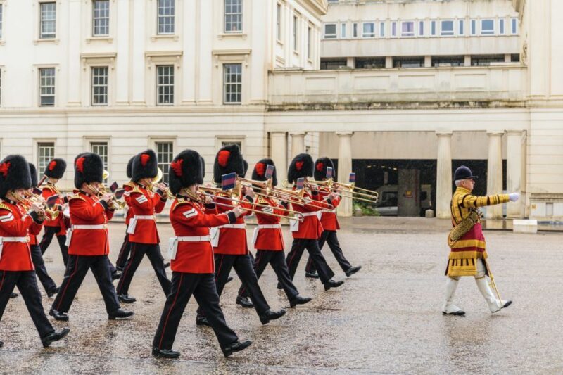 Skip the line Westminster Abbey & Guard Change Ceremonies - Authentic Experiences and Insider Insights