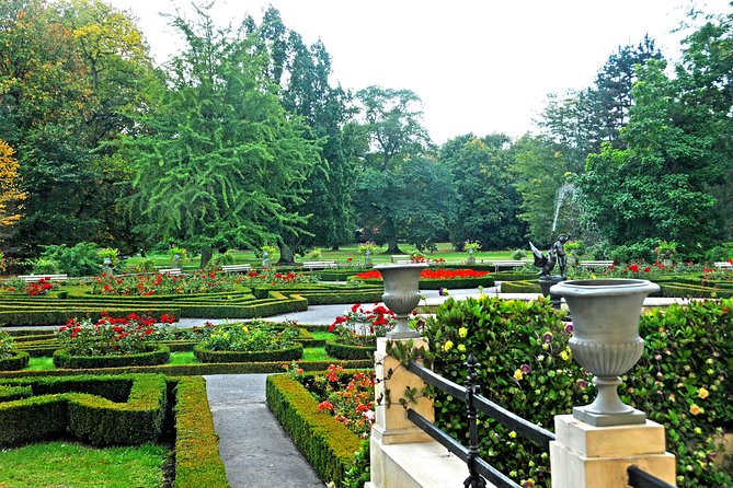 Skip-the-Line Wilanow Palace and Gardens Private Guided Tour - Accessibility