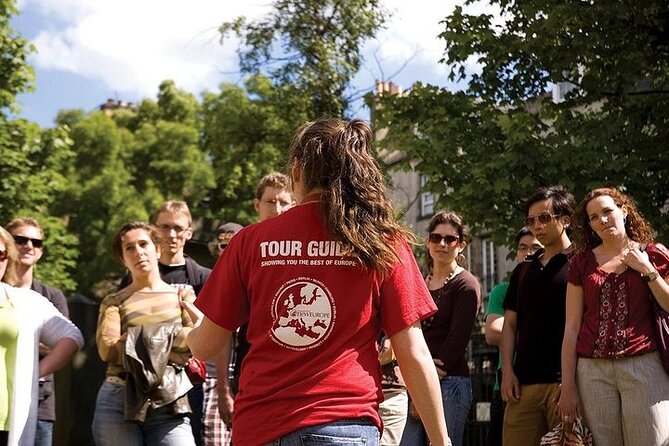 Skip-the-Ticket-Line Edinburgh Castle Walking Tour - Guide Feedback