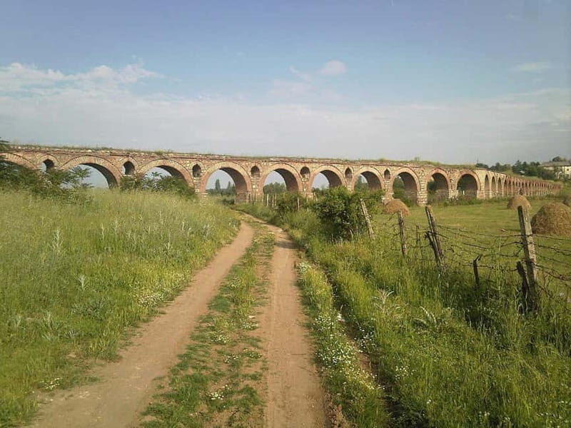 Skopje: Shutka and Aqueduct Guided Tour with Coffee - Discovering Skopje: An Immersive Cultural Experience