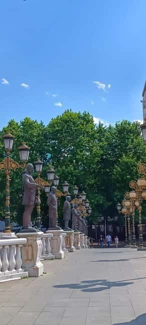 Skopje Walk with Beer: The Monuments of Skopje - An In-Depth Look at the Skopje Walk with Beer Tour