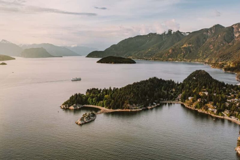 SKY Heli-Tour of Vancouver (Downtown) - The Value of a Helicopter Tour in Vancouver