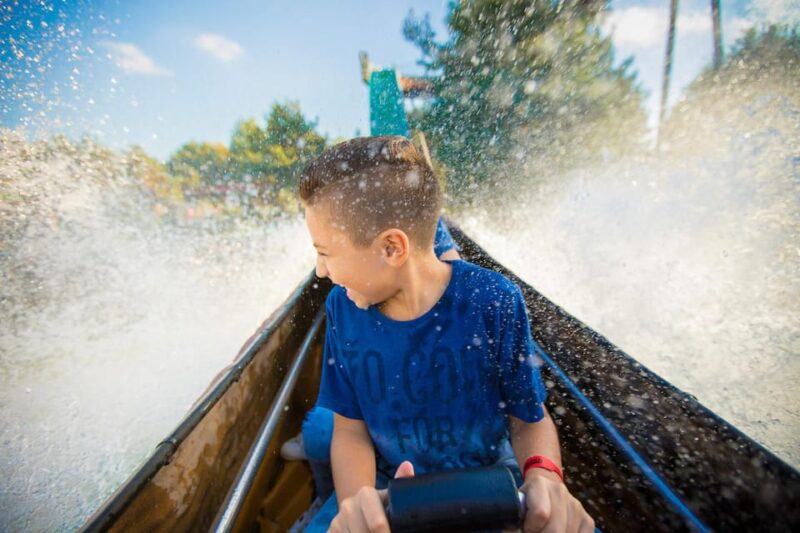 Slagharen: Dayticket Themepark & Resort Slagharen - Dining and Shopping Options