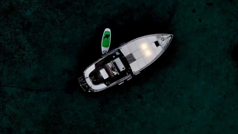 Sleeping on a boat in the bay - Key Points