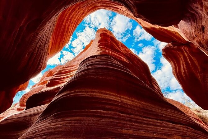 Slot Canyon Tour & Sandboarding UTV Adventure - Physical Requirements
