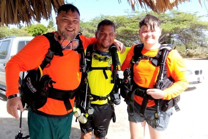 Small-Group Aruba Scuba Diving for Non-Certified Divers - An Authentic Underwater Adventure for Non-Certified Divers