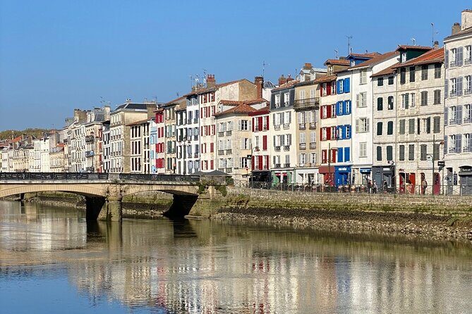 Small Group Bayonne, Biarritz, St.Jean De Luz from San Sebastian - A Full-Day Adventure with a Clear Focus