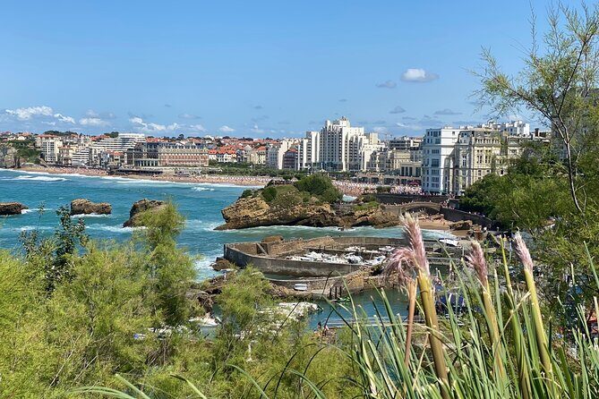 Small Group Bayonne, Biarritz, St.Jean De Luz from San Sebastian - FAQ
