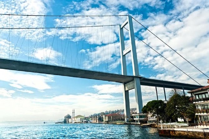 Small-Group Bosphorus Cruise and Istanbul's Egyptian Bazaar - Itinerary Highlights