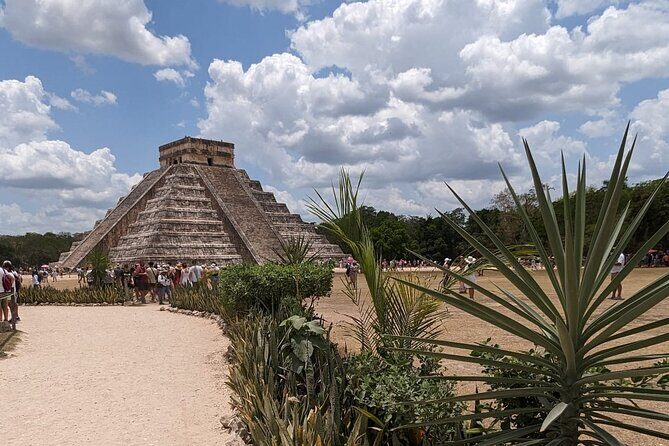 Small group Chichen Itza, Ik Kil &Valladolid All Inclusive tour - Discover the Authentic Charm of the Small Group Chichen Itza, Ik Kil & Valladolid Tour