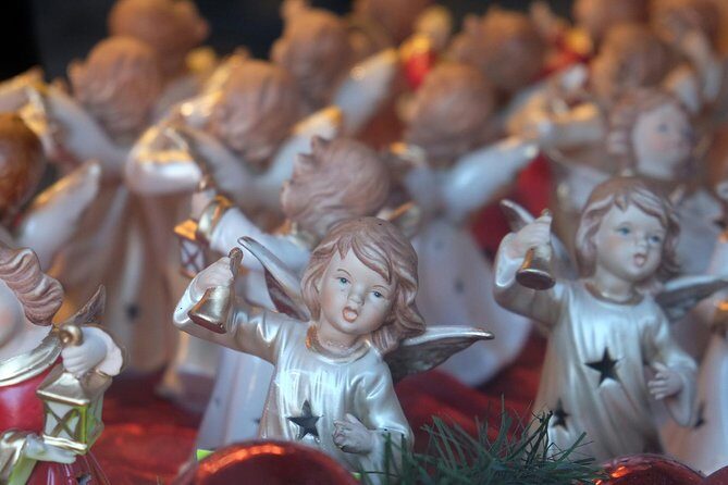 Small-Group Christmas Day Trip to Hallstatt from Vienna - Exploring the Itinerary: What You Can Expect