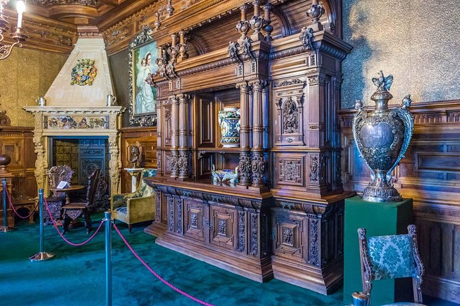 Small-Group Day Trip to Draculas Castle, Brasov and Peles Castle From Bucharest - Customer Reviews and Feedback