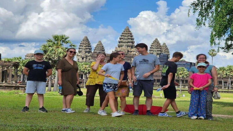 Small-Group Explore Angkor Wat Sunrise Tour with Guide - Authenticity and Positive Feedback