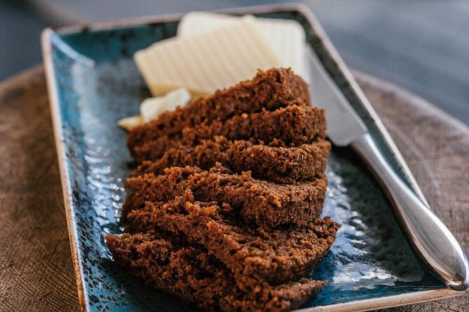 Small Group Golden Circle Experience With Geothermal Bakery - Accessibility and Transportation Options