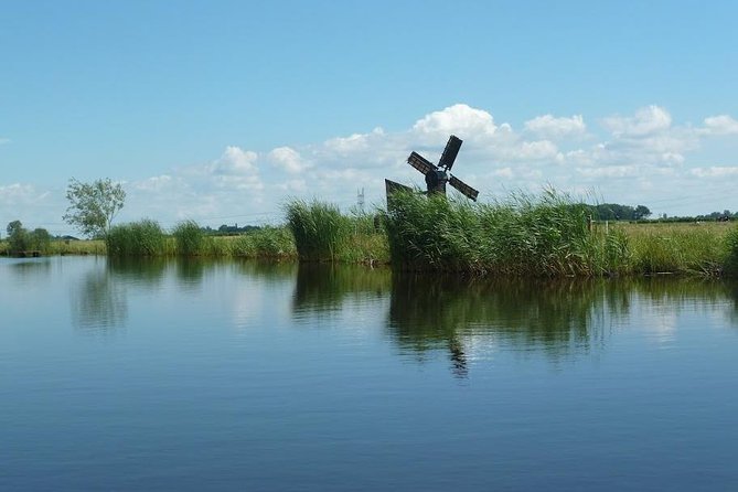 Small-Group Guided Sunset Canoe Tour in Waterland With Dinner - Itinerary Highlights