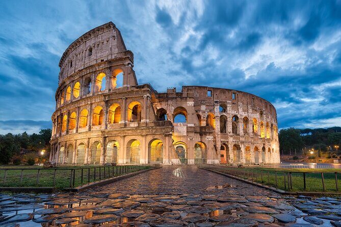 Small Group Guided Tour Colosseum Roman Forum & Palatine Hill - Starting Point and Overall Atmosphere
