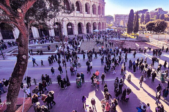 Small Group Guided Tour Colosseum Roman Forum & Palatine Hill - Authentic Insights from Travelers