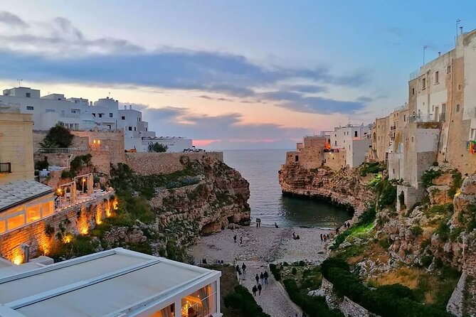 Small Group Half Day Tour of POLIGNANO a MARE and MONOPOLI - Exploring the Town of Monopoli