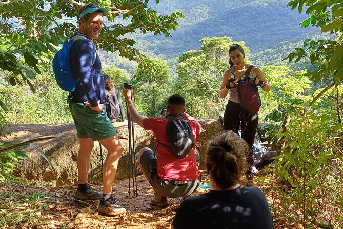 Small Group Hike to Saco Bravo Waterfall - Meeting Details