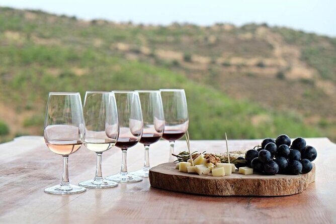 Small Group Local Wine Tasting Tour In Santorini - Introduction: The Allure of Santorini’s Wines
