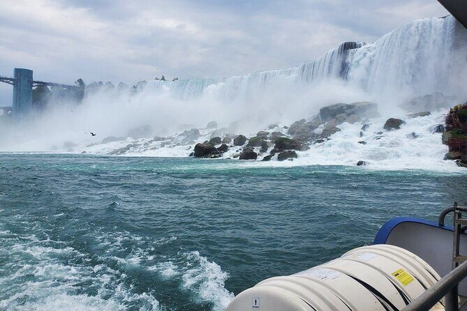 Small Group Niagara Falls Day Tour from Toronto with Boat cruise - Scenic Route & Scenic Stops