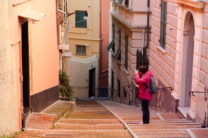 Small-Group Panoramic Photo Tour of Genoa Review - Accessibility and Transportation