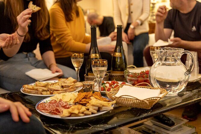 Small group Pasta and Tiramisu class in Como - An In-Depth Look at the Como Pasta and Tiramisu Class