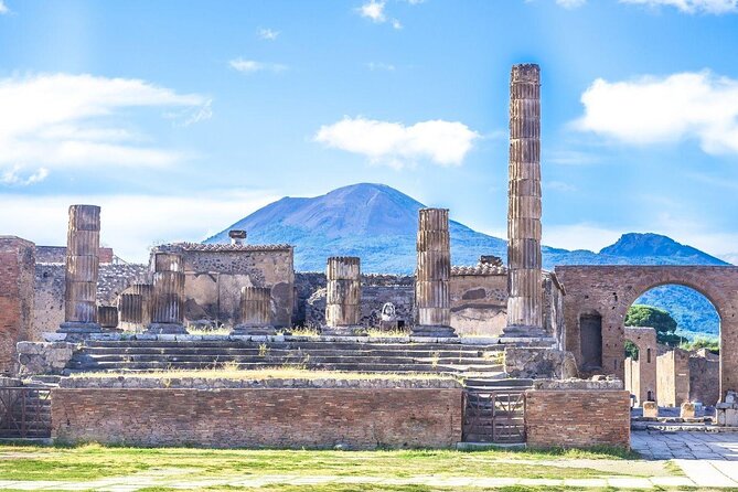 Small Group Pompeii Positano & Amalfi With Boat Ride From Rome - Inclusions