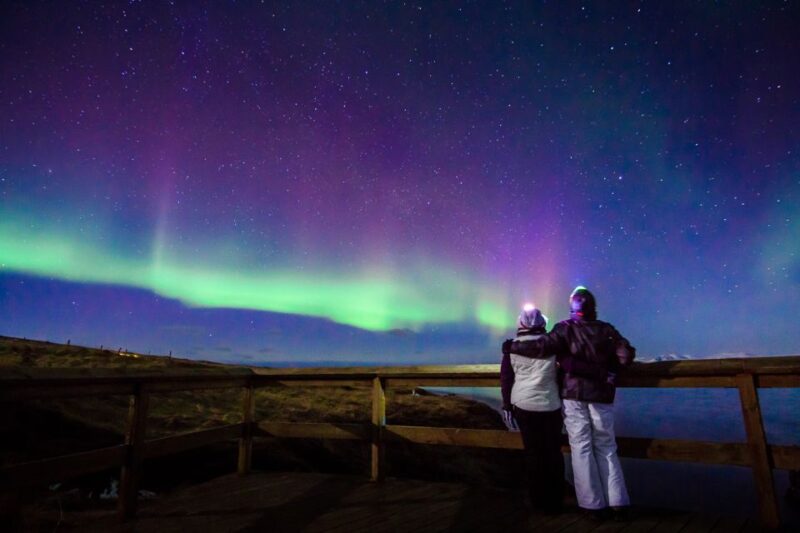 Small-Group Premium Northern Lights Tour From Reykjavik - What to Bring