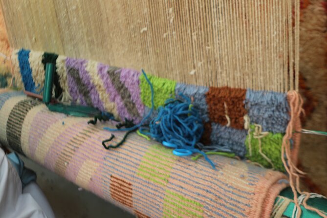 Small Group Rug Making Workshop in Marrakech With Licensed Guide - Recommended Duration and Tips