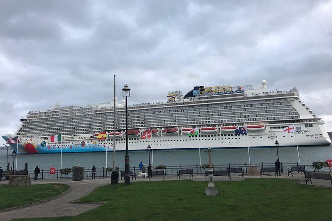 (Small Group) Shore Tour from Belfast: Giant's Causeway and Belfast Day Trip - Key Points